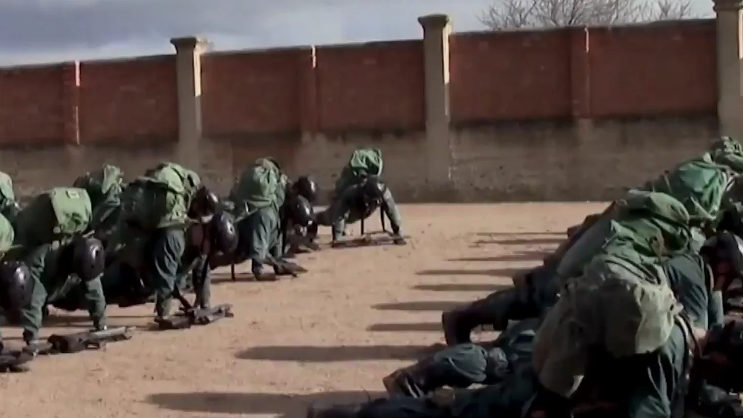As&iacute; es el brutal entrenamiento del GAR, el Grupo de Acci&oacute;n R&aacute;pida de la Guardia Civil