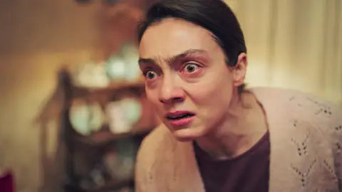 Gülben empuja a Safiye a encararse al fantasma de su madre: “Solo tu amor puede salvarnos” Mejores momentos | Capítulo 36