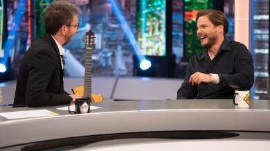 Daniel Brühl, orgulloso de su bar de tapas en Berlín: 
