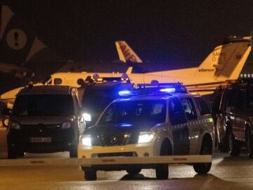 Detenidos cuatro de los inmigrantes fugados del avión marroquí que aterrizó de urgencia en Palma 