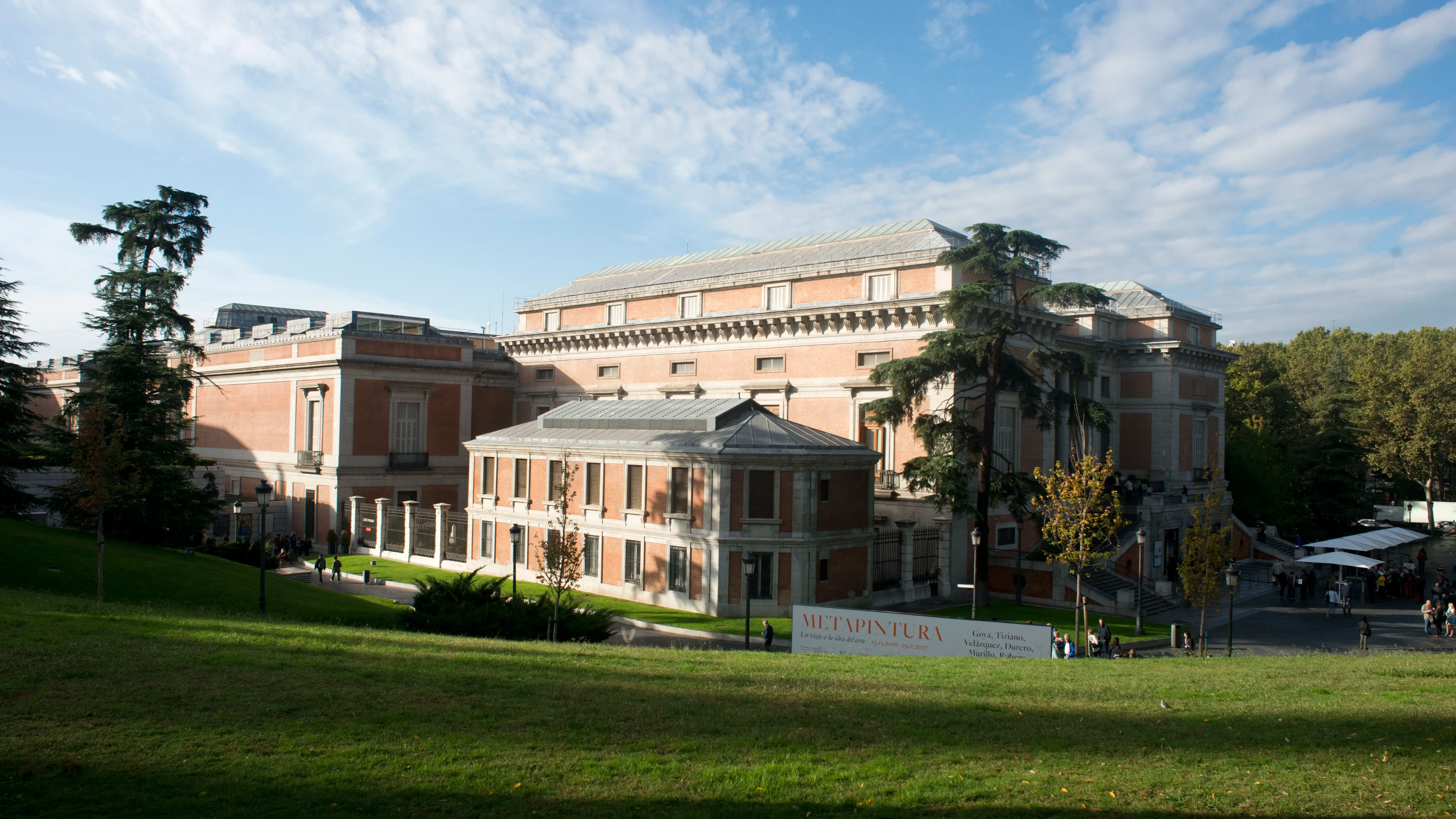 Vista general del Museo del Prado en Madrid Vista general del Museo del Prado en Madrid