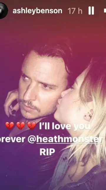 Ashley Benson se despide de Heath Freeman Ashley Benson se despide de Heath Freeman