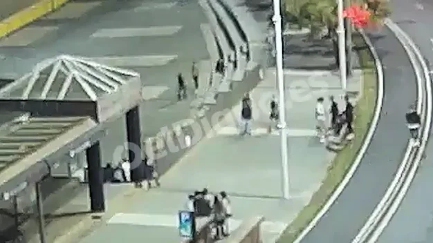Encuentran imágenes de armas en un móvil de los acusados del asesinato de Samuel en A Coruña Encuentran imágenes de armas en un móvil de los acusados del asesinato de Samuel en A Coruña