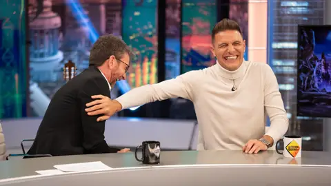 El hilarante chiste de Joaquín Sánchez en 'El Hormiguero 3.0': "Estos son dos borrachos..." El hilarante chiste de Joaquín Sánchez en 'El Hormiguero 3.0': "Estos son dos borrachos..."