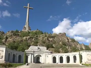 El Valle de los Caídos pasará a llamarse Valle de Cuelgamuros El Valle de los Caídos pasará a llamarse Valle de Cuelgamuros