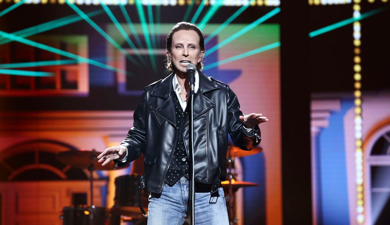 Lydia Bosch da ‘Bambú’ como Miguel Bosé 