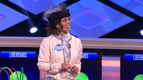 Ana Belén sorprende en ‘¡Boom!’ con un vestido de lo más “moderno” Ana Belén sorprende en ‘¡Boom!’ con un vestido de lo más “moderno”