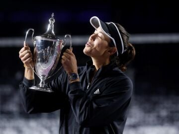 Muguruza hace historia al convertirse en la primera española en ganar las WTA Finals