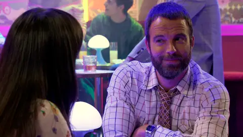 Los halagos de Fran confunden a Paloma en su ¿primera cita? Los halagos de Fran confunden a Paloma en su ¿primera cita?