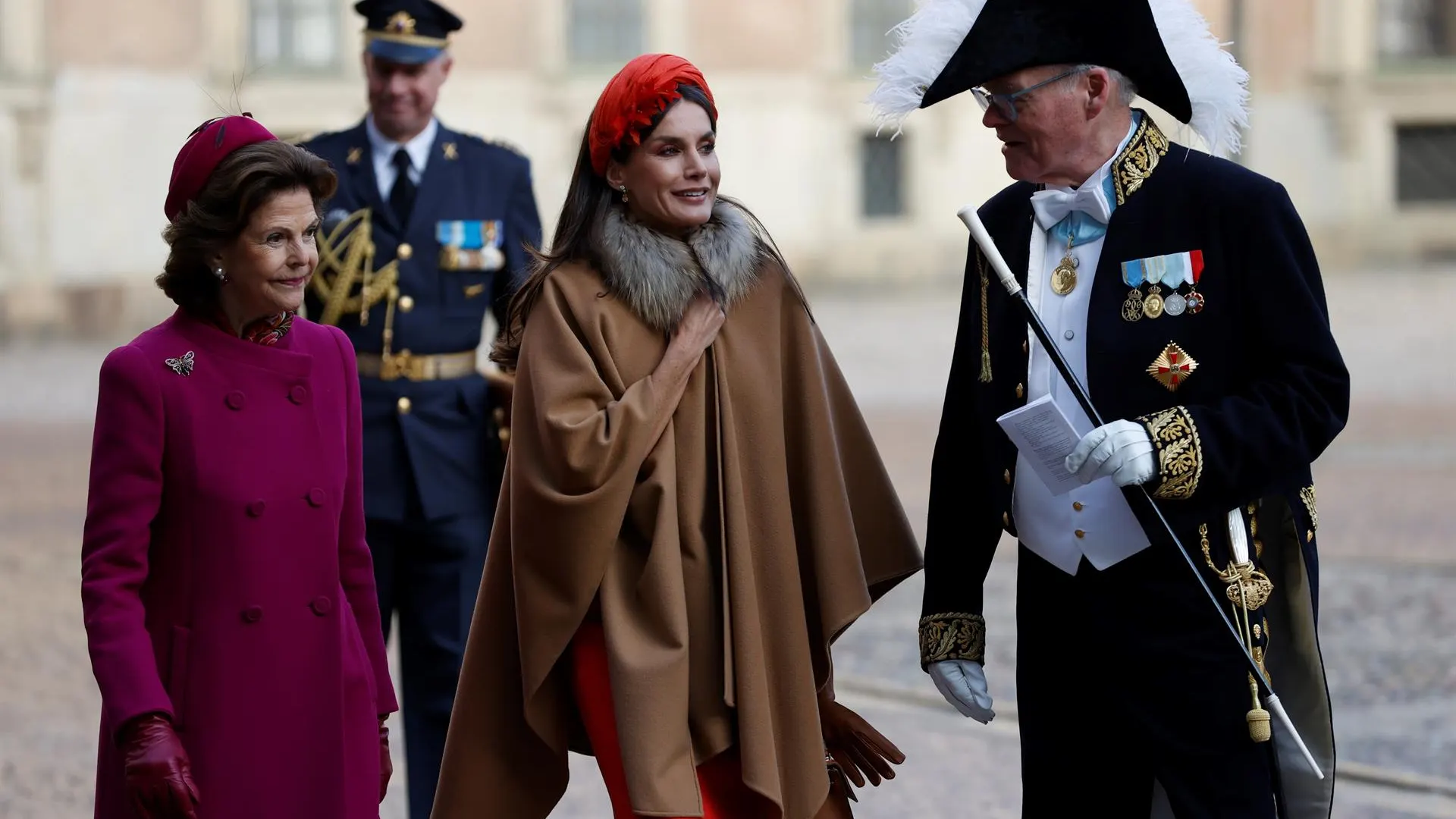 El tocado de la reina Letizia y la carroza, entre las imágenes más llamativas de la visita a Suecia El tocado de la reina Letizia y la carroza, entre las imágenes más llamativas de la visita a Suecia