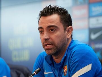 Xavi Hernández, durante una rueda de prensa