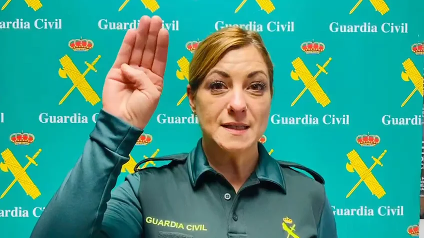 El gesto de socorro salva a otra víctima de violencia de género en Cáceres en un control de tráfico El gesto de socorro salva a otra víctima de violencia de género en Cáceres en un control de tráfico