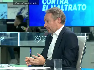 Lorenzo Cooklin, director general de Mutua Madrileña: "Si las víctimas viven en el ámbito rural, el problema es mayor" Lorenzo Cooklin, director general de Mutua Madrileña: "Si las víctimas viven en el ámbito rural, el problema es mayor"