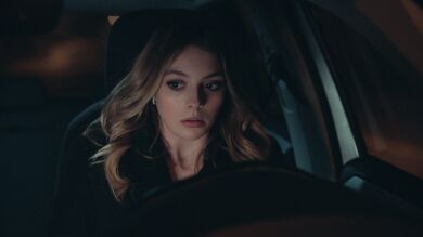 Avance de 'Infiel': La extraña reacción de Derin tras ver el móvil secreto de Volkan