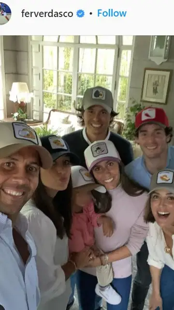 Tamara Falcó junto a su familia Tamara Falcó junto a su familia
