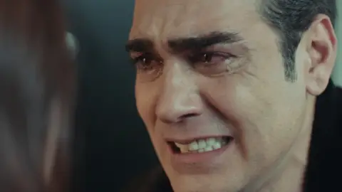 Volkan, ¿arrepentido?: Los recuerdos que le llevan de vuelta a casa de Asya 'Infiel'