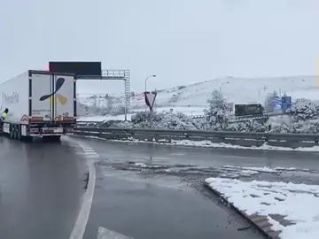 El temporal Arwen deja fuertes nevadas, tres comunidades en alerta máxima y mínimas de -12 grados El temporal Arwen deja fuertes nevadas, tres comunidades en alerta máxima y mínimas de -12 grados