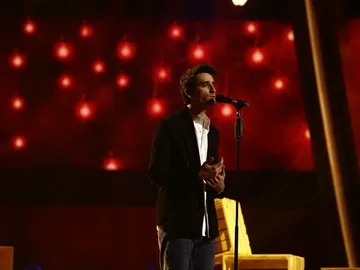 Carlos Galí canta ‘Forever’ en el Directo de ‘La Voz’ Carlos Galí canta ‘Forever’ en el Directo de ‘La Voz’