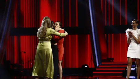 Karina Pasian, la decisión de Alejandro Sanz Karina Pasian, la decisión de Alejandro Sanz