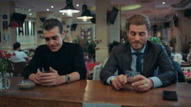 Volkan se sincera con Mert sobre su divorcio: 