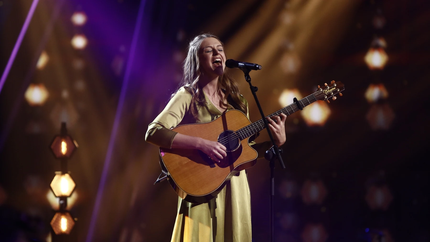Alice Reay canta ‘Born this way’ en el Directo de ‘La Voz’ Alice Reay canta ‘Born this way’ en el Directo de ‘La Voz’