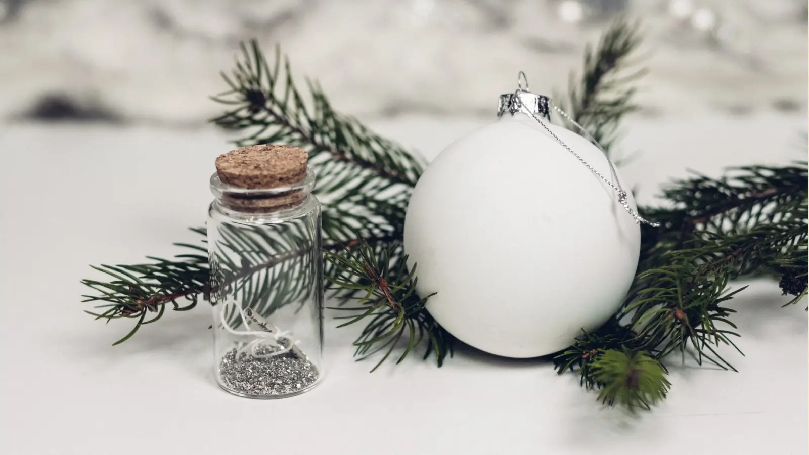 Cómo hacer bolas de navidad personalizadas Cómo hacer bolas de navidad personalizadas