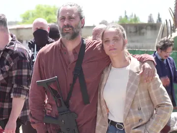 Hugo Silva y Michelle Jenner vuelven para la recta final de 'Los hombres de Paco' Hugo Silva y Michelle Jenner vuelven para la recta final de 'Los hombres de Paco'