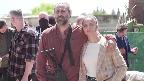 Hugo Silva y Michelle Jenner vuelven para la recta final de 'Los hombres de Paco' Hugo Silva y Michelle Jenner vuelven para la recta final de 'Los hombres de Paco'