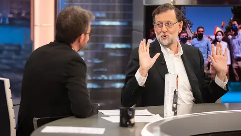 Mariano Rajoy se sincera: "He pasado el Covid, me he vacunado dos veces y lo haré una tercera" Mariano Rajoy se sincera: "He pasado el Covid, me he vacunado dos veces y lo haré una tercera"