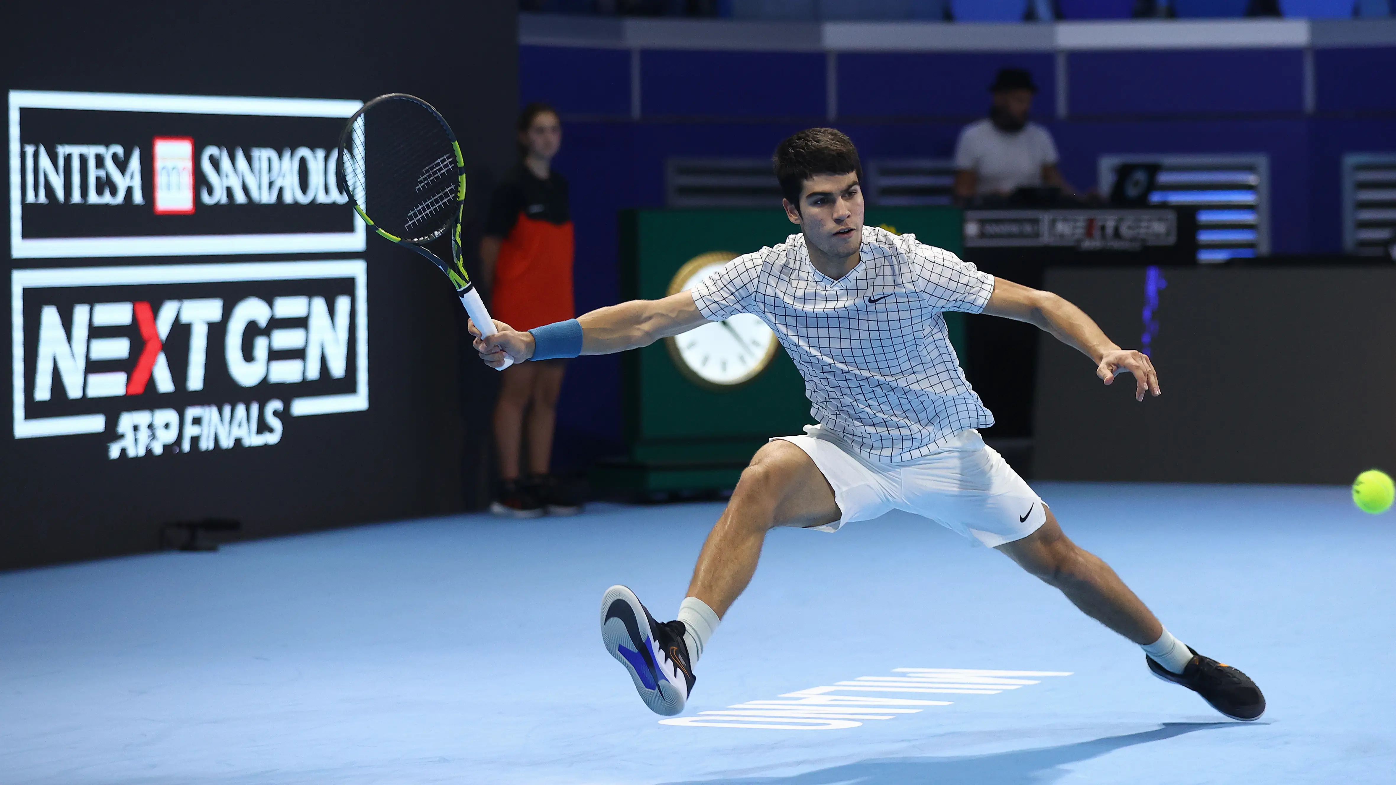 Carlos Alcaraz anuncia que ha dado negativo y comenzará a preparar el Open de Australia Carlos Alcaraz anuncia que ha dado negativo y comenzará a preparar el Open de Australia