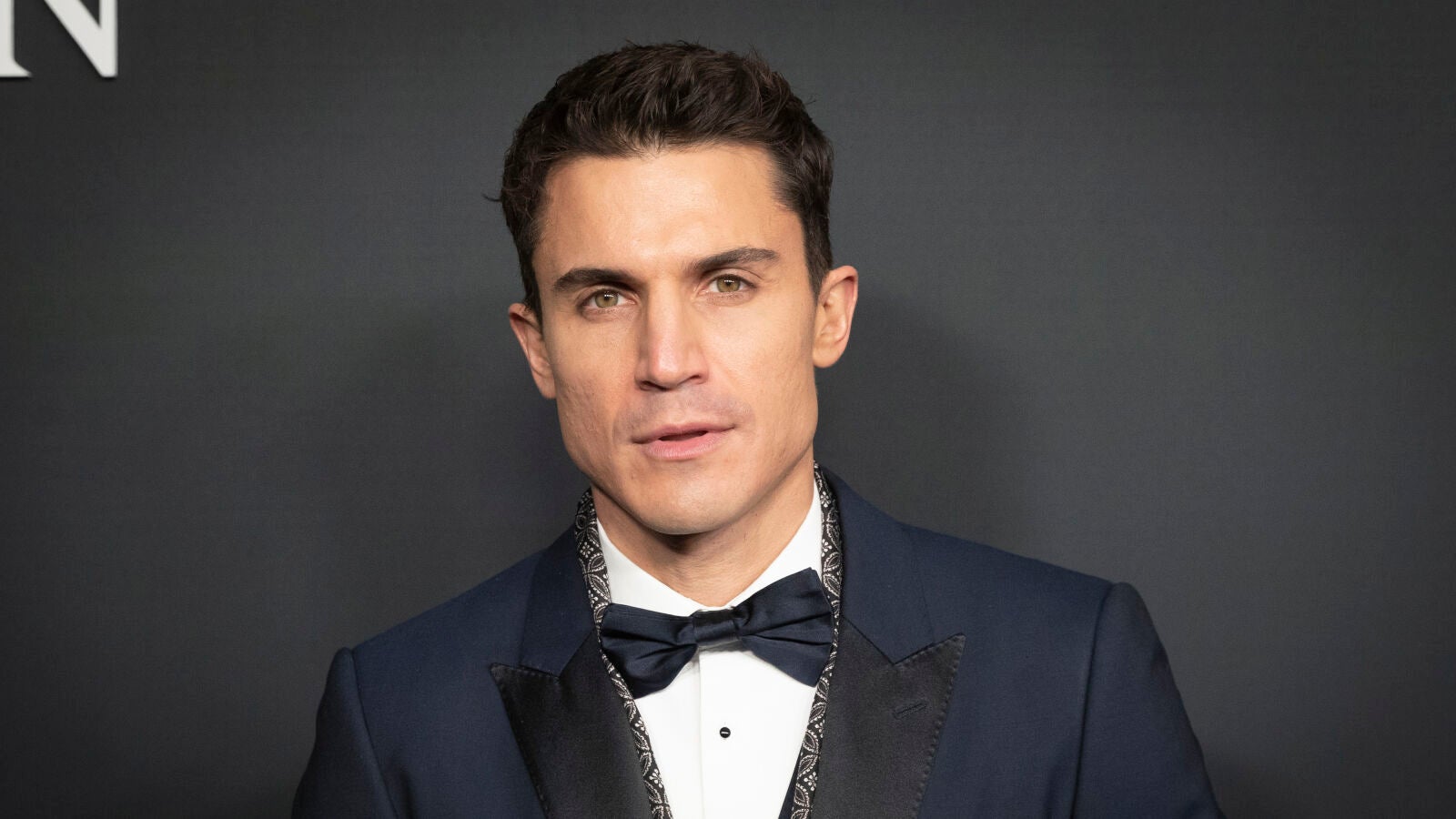 Álex González se deshace en halagos con su novia María Pedraza