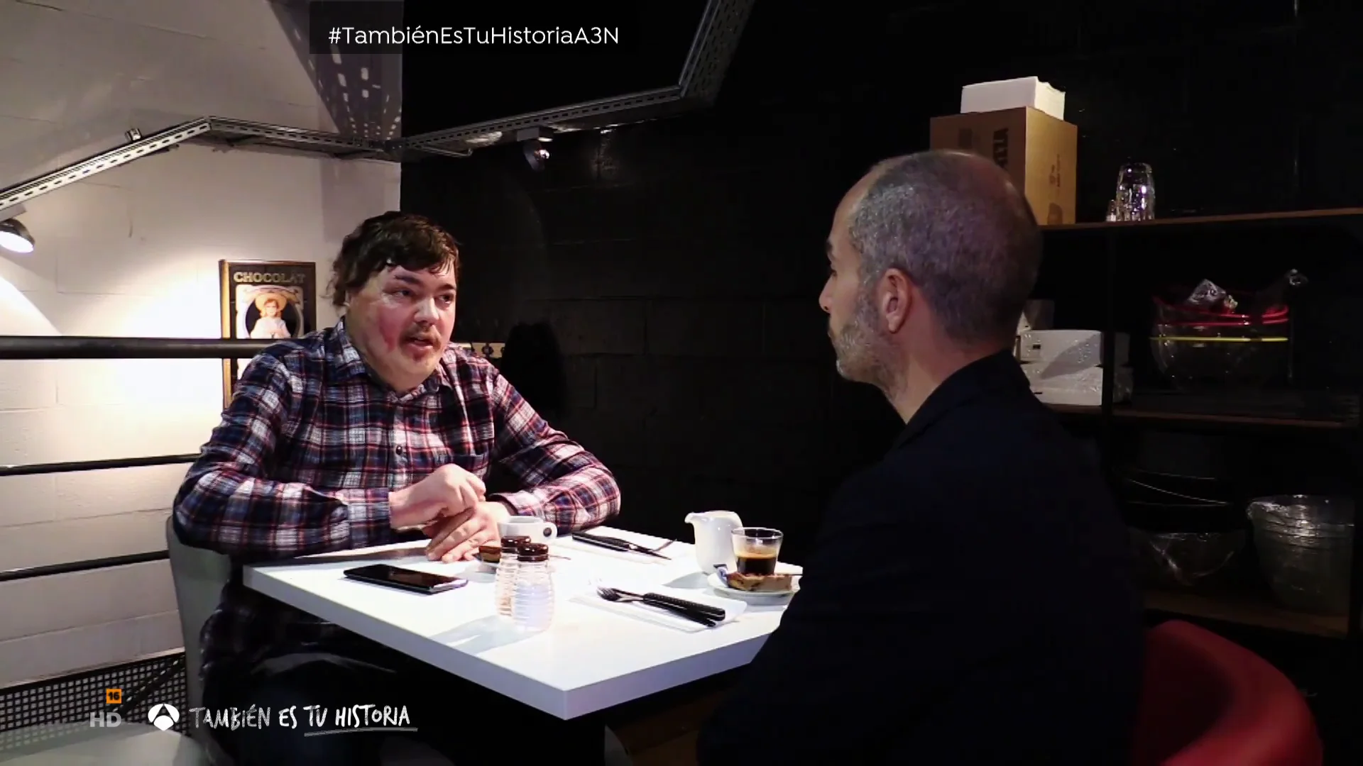 Entrevista completa a Jonathan Destin, protagonista de 'El d&iacute;a que quem&eacute; mi coraz&oacute;n': "Las secuelas psicol&oacute;gicas son las peores, 10 a&ntilde;os despu&eacute;s sigo en tratamiento"