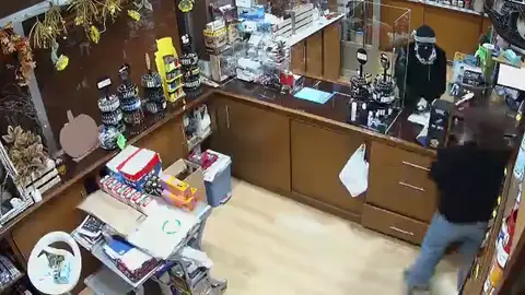 Atraco a mano armada en una sucursal bancaria en A Coruña Atraco a mano armada en una sucursal bancaria en A Coruña