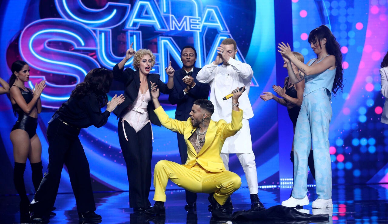 Un desatado Agoney arrasa ante la soberbia imitación de Los Morancos en ‘Tu cara me suena’