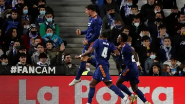 Vinicius y Jovic hacen más líder al Real Madrid en una jornada idónea para el equipo blanco Vinicius y Jovic hacen más líder al Real Madrid en una jornada idónea para el equipo blanco