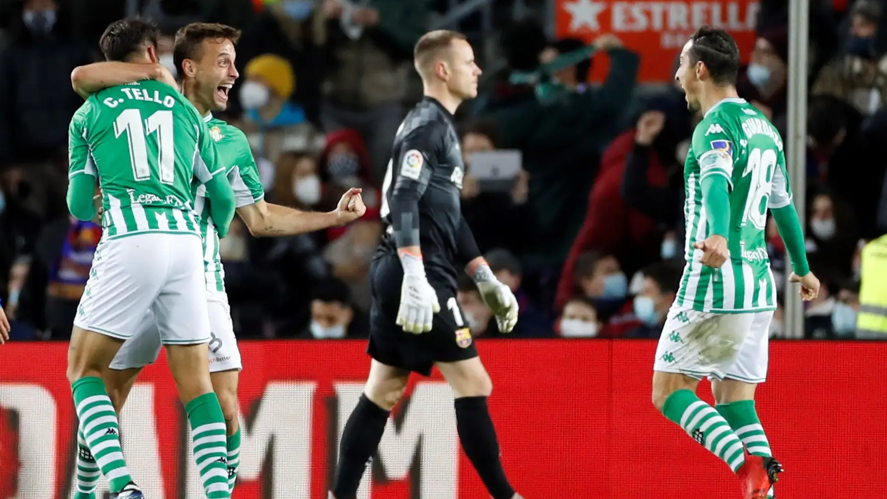 El Betis asalta el Camp Nou y deja tocado al Barcelona en la Liga Santander