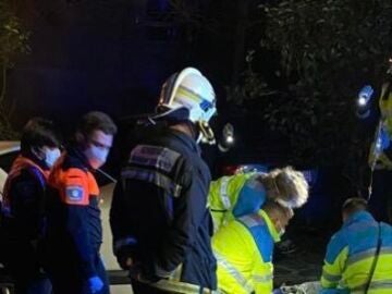 Muere un hombre aplastado contra un muro por su coche cuando intentaba arrancarlo en Madrid