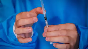 Israel estudia administrar la cuarta dosis de la vacuna contra el coronavirus a inmunodeprimidos Israel estudia administrar la cuarta dosis de la vacuna contra el coronavirus a inmunodeprimidos