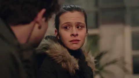 Neriman, entre lágrimas, confiesa a Ege su peculiar trastorno: “Soy como ellas” Neriman, entre lágrimas, confiesa a Ege su peculiar trastorno: “Soy como ellas”