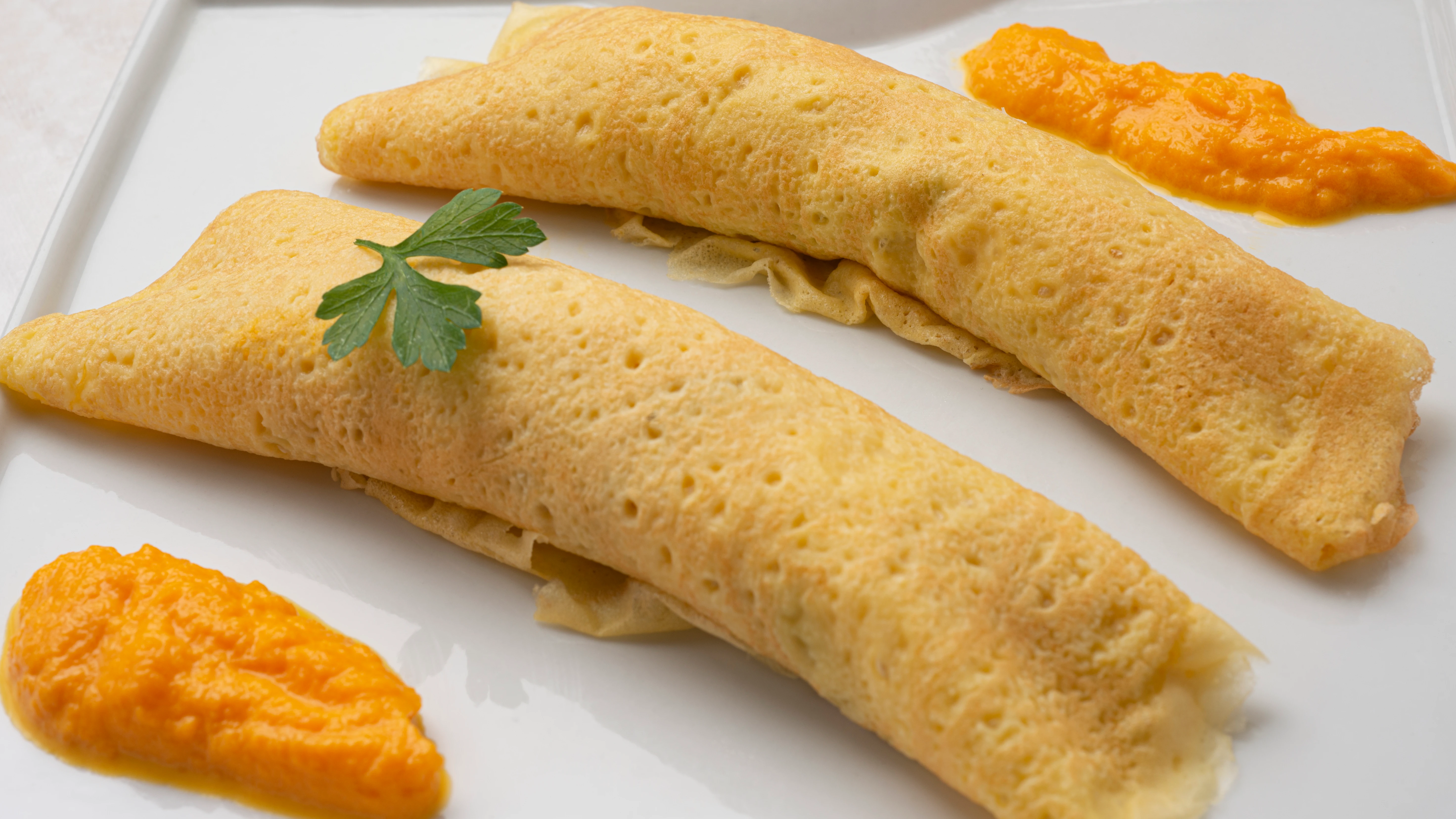 De Karlos Argui&ntilde;ano: Crepes de pavo, puerro y queso