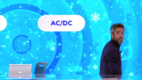 ¡Insólito! Orestes la lía y Roberto Leal abandona la mesa de ‘Pasapalabra’ ¡Insólito! Orestes la lía y Roberto Leal abandona la mesa de ‘Pasapalabra’