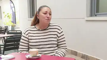 Despedidos tras meses de baja por covid persistente: "Es un doble castigo, estamos enfermos y fuera del mercado laboral" Despedidos tras meses de baja por covid persistente: "Es un doble castigo, estamos enfermos y fuera del mercado laboral"