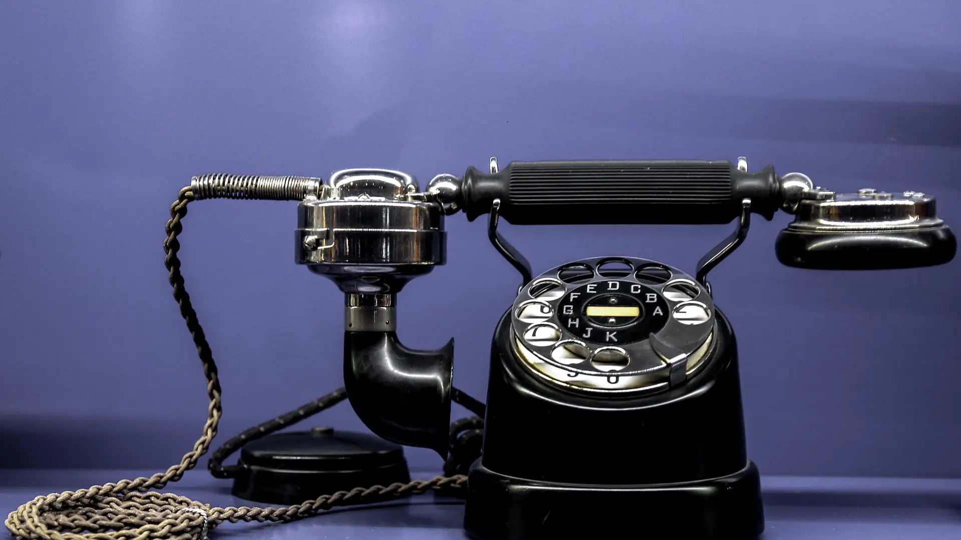 Efemérides de hoy 16 de diciembre de 2021. Un día como hoy se realiza la primera comunicación telefónica en España. Efemérides de hoy 16 de diciembre de 2021. Un día como hoy se realiza la primera comunicación telefónica en España.