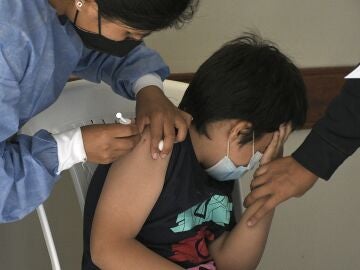Europa busca vacunar a 27 millones de niños de menos de 12 años