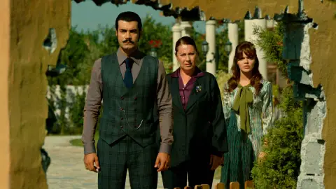 Yilmaz y Müjgan, los nuevos vecinos de los Yaman Yilmaz y Müjgan, los nuevos vecinos de los Yaman