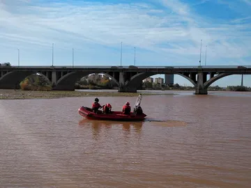 Dispositivo para localizar a Pablo Sierra en la zona de El Pico, entorno del río Guadiana. Dispositivo para localizar a Pablo Sierra en la zona de El Pico, entorno del río Guadiana.