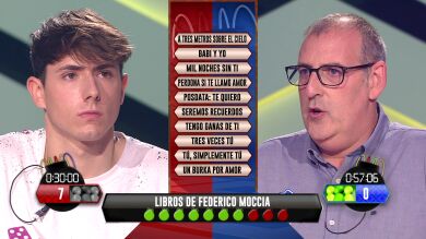 Un concursante de ‘Covarrubios’ se pone “romanticón” en ‘¡Boom!’ con los libros de Federico Moccia 
