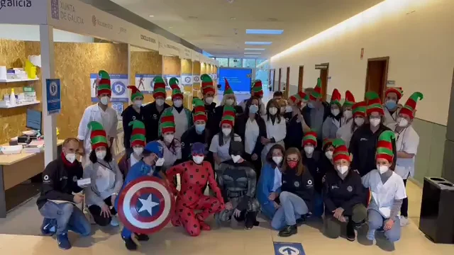 Los superhéroes reciben a los menores de Ourense en el arranque de la vacunación infantil contra el covid Los superhéroes reciben a los menores de Ourense en el arranque de la vacunación infantil contra el covid