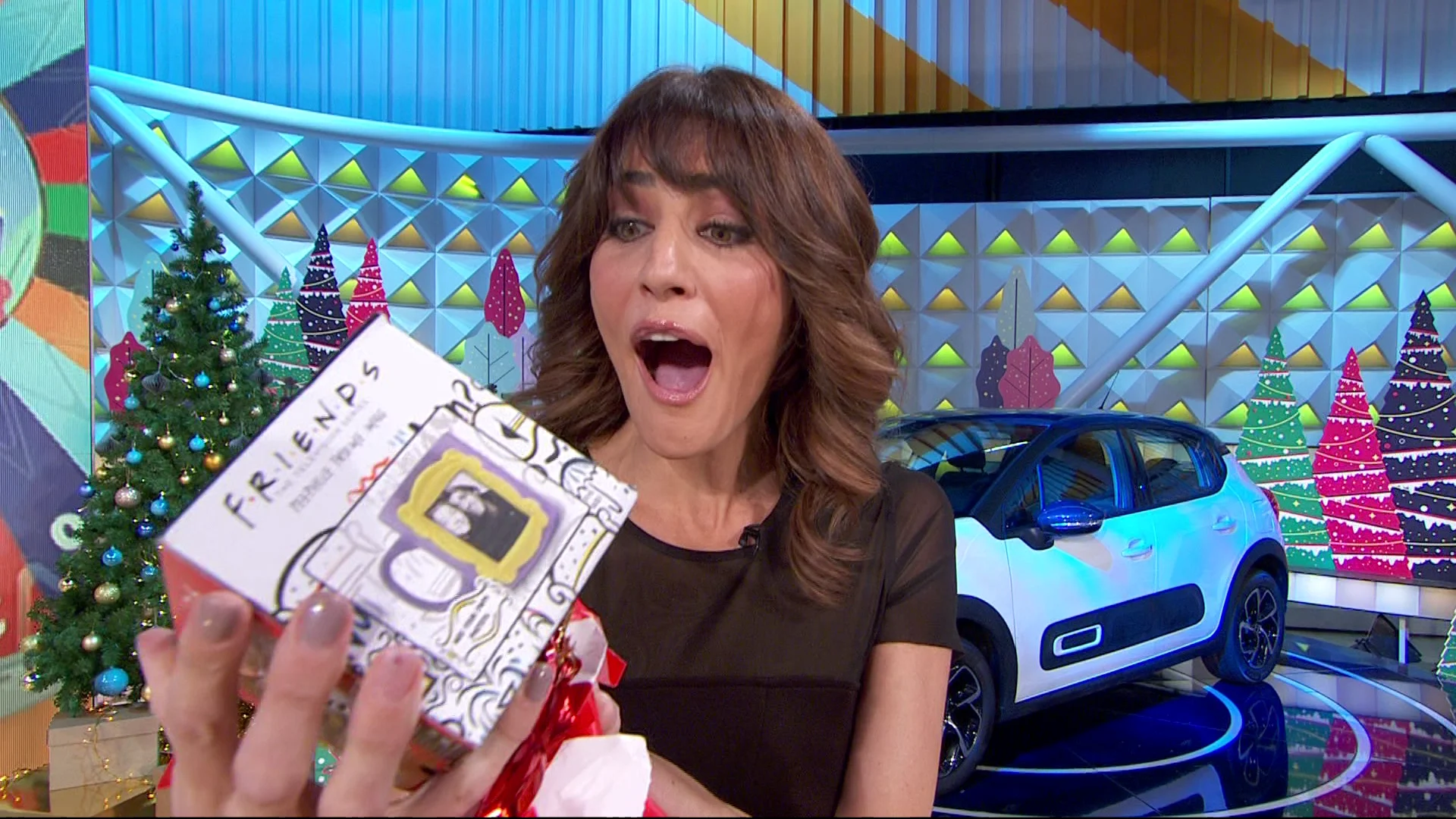 La ilusión desmedida de Laura Moure con su regalo: “Me he emocionado” La ilusión desmedida de Laura Moure con su regalo: “Me he emocionado”