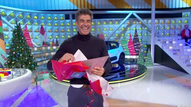 ¿Quién conoce tan bien a Jorge Fernández? Le ha regalado el combo perfecto de la Navidad